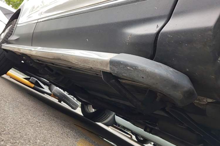 Used Ford Kuga 2013 1.6L GTDi 4x4 Elite Model Chassis Front Right