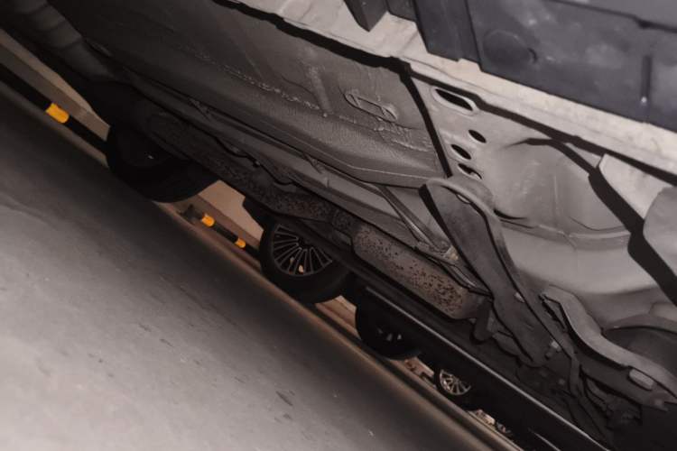 Used Ford Kuga 2013 1.6L GTDi 4x4 Elite Model Chassis Front Right