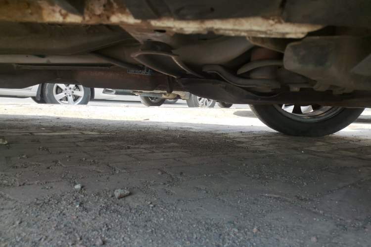 Used Ford Kuga 2013 1.6L GTDi Two-Wheel-Drive Trend Model Chassis Front Right