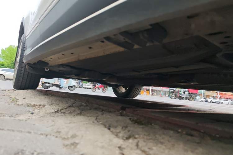 Used Ford Kuga 2013 2.0L GTDi Four-Wheel Drive Premium Model Chassis Front Right