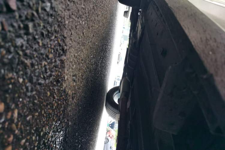 Used Ford Kuga 2013 2.0L GTDi Four-Wheel-Drive Sport Model Chassis Front Right
