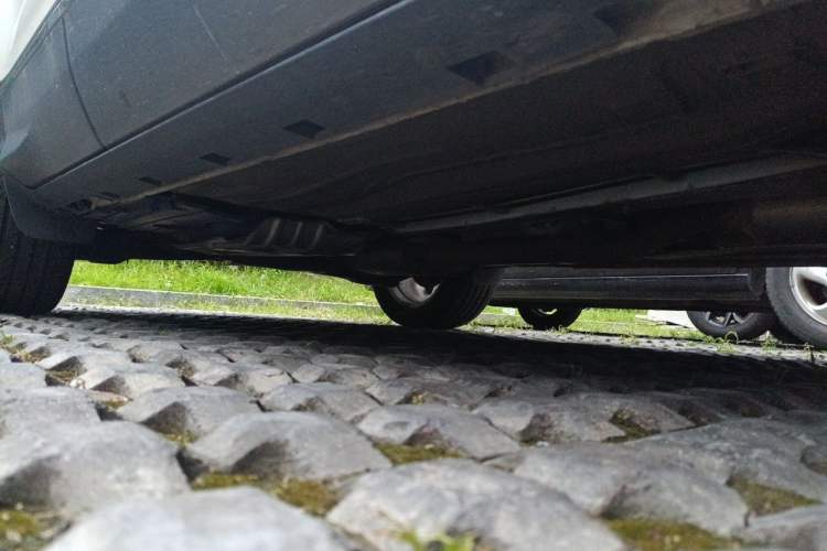 Used Ford Kuga 2013 1.6L GTDi 4x4 Elite Model Chassis Front Right