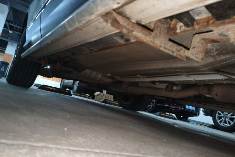 Used Ford Kuga 2013 2.0L GTDi Four-Wheel Drive Premium Model Chassis Front Right