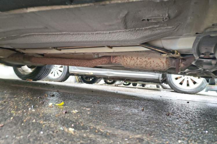Used Ford Kuga 2013 1.6L GTDi Two-Wheel-Drive Trend Model Chassis Front Right