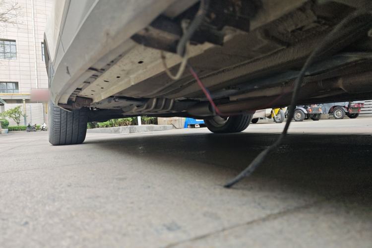 Used Ford Kuga 2013 1.6L GTDi Two-Wheel-Drive Comfort Model Chassis Front Right
