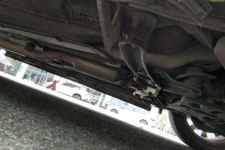 Used Ford Kuga 2013 1.6L GTDi 4x4 Elite Model Chassis Front Right