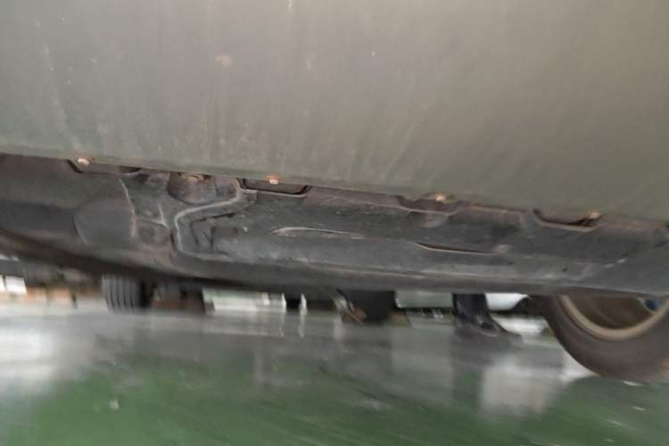 Used Ford Kuga 2013 1.6L GTDi Two-Wheel-Drive Trend Model Chassis Front