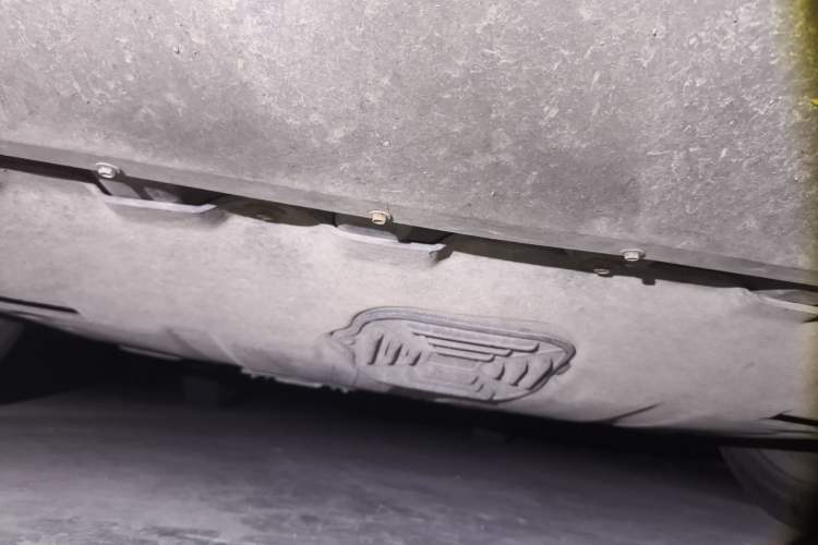 Used Ford Kuga 2013 1.6L GTDi Two-Wheel-Drive Trend Model Chassis Front