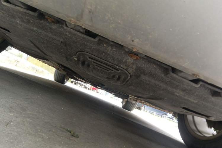 Used Ford Kuga 2013 1.6L GTDi Two-Wheel-Drive Trend Model Chassis Front