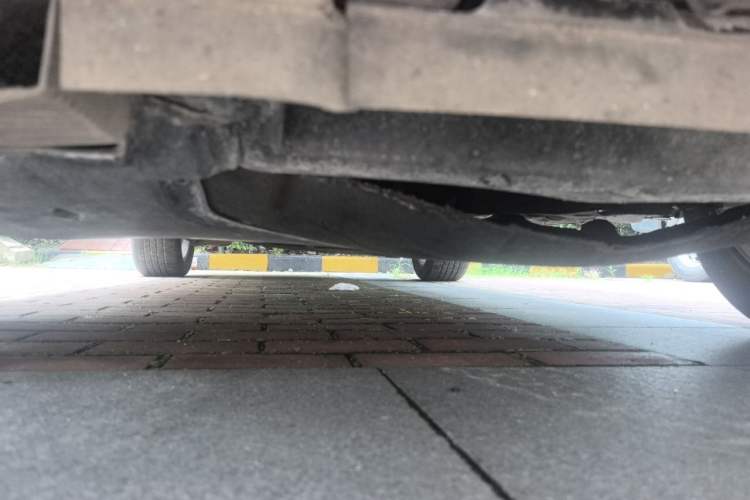 Used Ford Kuga 2013 1.6L GTDi Two-Wheel-Drive Trend Model Chassis Rear
