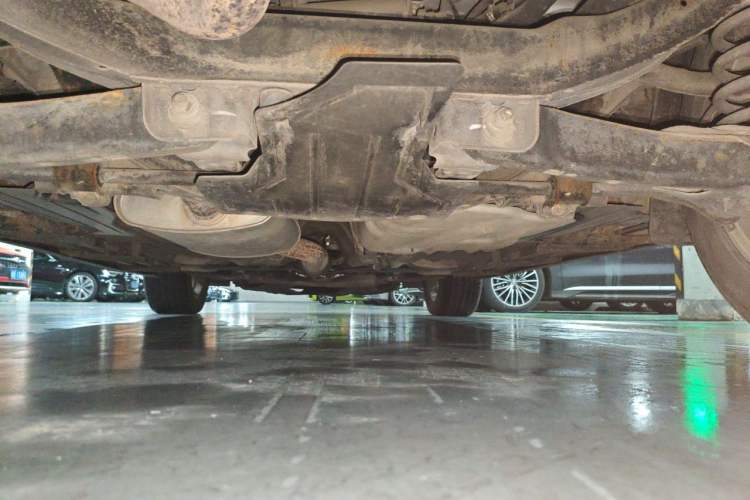 Used Ford Kuga 2013 1.6L GTDi Two-Wheel-Drive Trend Model Chassis Rear