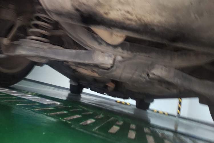 Used Ford Kuga 2013 1.6L GTDi Two-Wheel-Drive Trend Model Chassis Rear