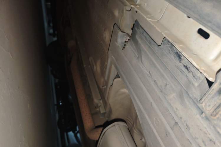 Used Ford Kuga 2013 1.6L GTDi Two-Wheel-Drive Comfort Model Chassis Rear Left