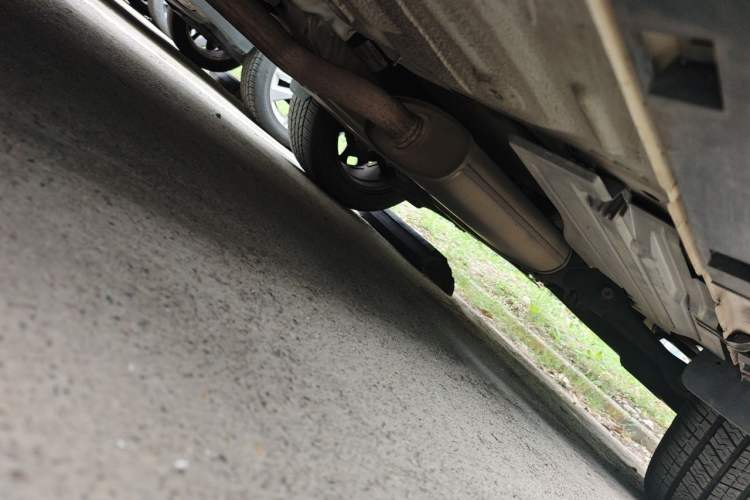Used Ford Kuga 2013 2.0L GTDi Four-Wheel-Drive Sport Model Chassis Rear Left