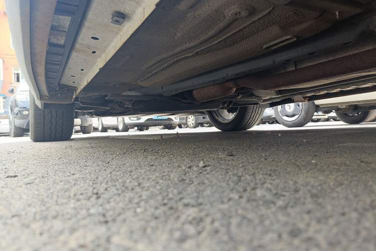 Used Ford Kuga 2013 1.6L GTDi Two-Wheel-Drive Trend Model Chassis Rear Left