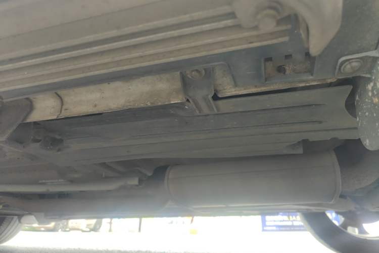 Used Ford Kuga 2013 2.0L GTDi Four-Wheel-Drive Sport Model Chassis Rear Left