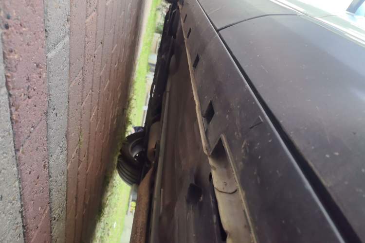 Used Ford Kuga 2013 2.0L GTDi Four-Wheel-Drive Sport Model Chassis Rear Left