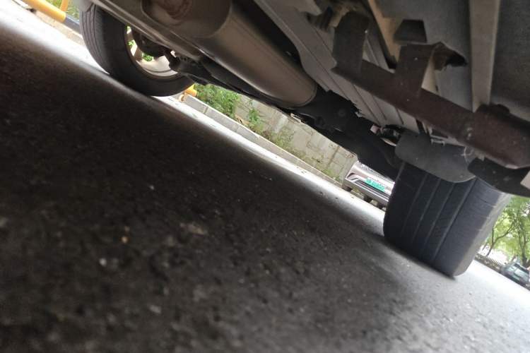 Used Ford Kuga 2013 1.6L GTDi Two-Wheel-Drive Trend Model Chassis Rear Left