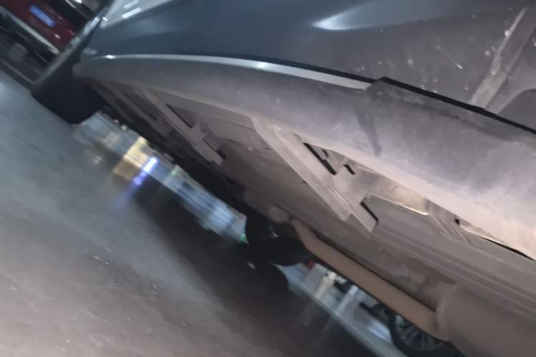 Used Ford Kuga 2013 1.6L GTDi Two-Wheel-Drive Trend Model Chassis Rear Left
