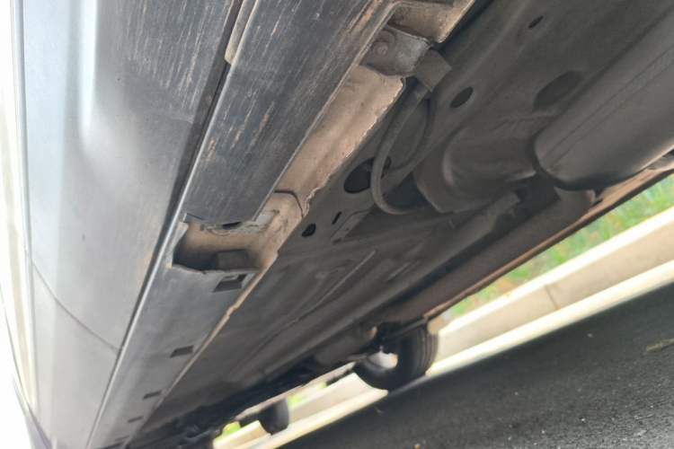 Used Ford Kuga 2013 1.6L GTDi Two-Wheel-Drive Comfort Model Chassis Rear Left