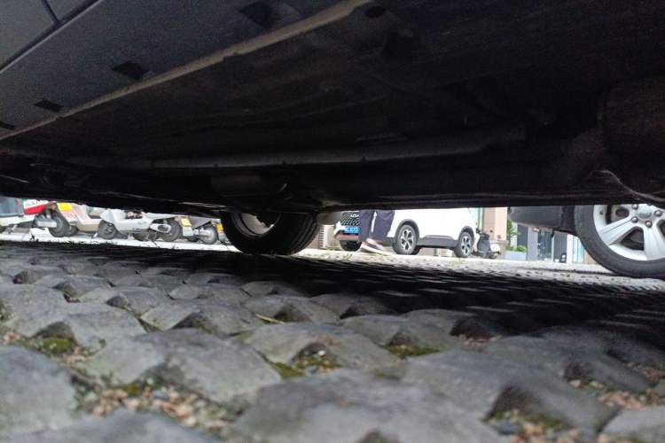 Used Ford Kuga 2013 1.6L GTDi 4x4 Elite Model Chassis Rear Left