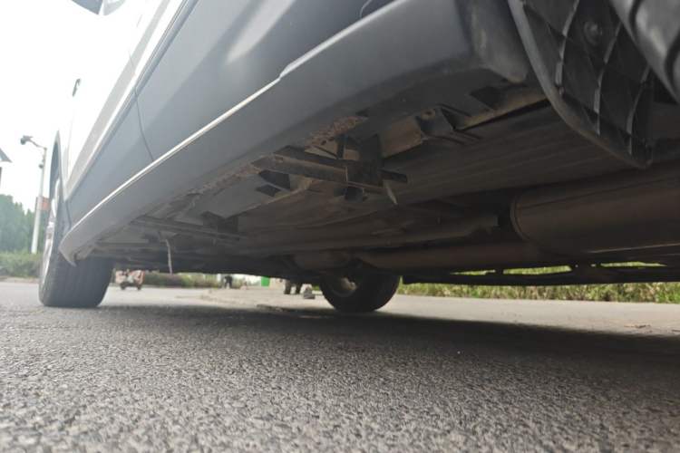 Used Ford Kuga 2013 1.6L GTDi Two-Wheel-Drive Trend Model Chassis Rear Left