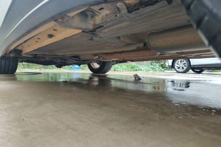 Used Ford Kuga 2013 1.6L GTDi Two-Wheel-Drive Comfort Model Chassis Rear Left