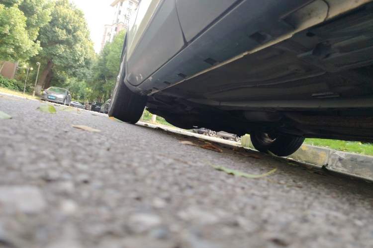 Used Ford Kuga 2013 1.6L GTDi Two-Wheel-Drive Trend Model Chassis Rear Left