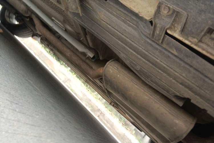 Used Ford Kuga 2013 1.6L GTDi Two-Wheel-Drive Trend Model Chassis Rear Left