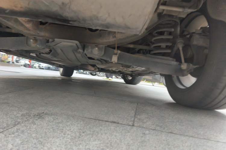 Used Ford Kuga 2013 2.0L GTDi Four-Wheel-Drive Sport Model Chassis Rear
