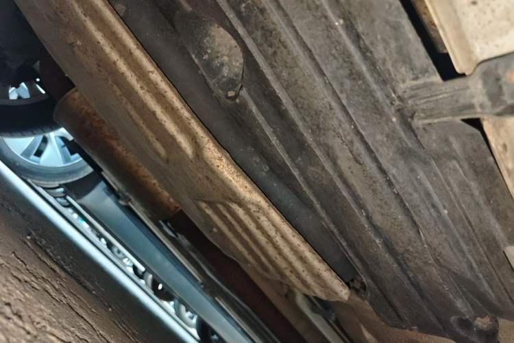 Used Ford Kuga 2013 1.6L GTDi Two-Wheel-Drive Trend Model Chassis Rear Right
