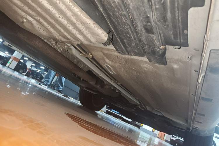 Used Ford Kuga 2013 1.6L GTDi 4x4 Elite Model Chassis Rear Right
