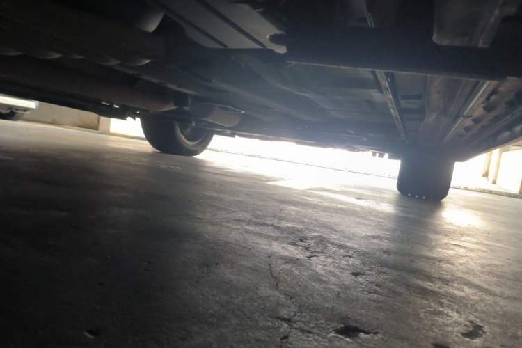 Used Ford Kuga 2013 2.0L GTDi Four-Wheel-Drive Sport Model Chassis Rear Right