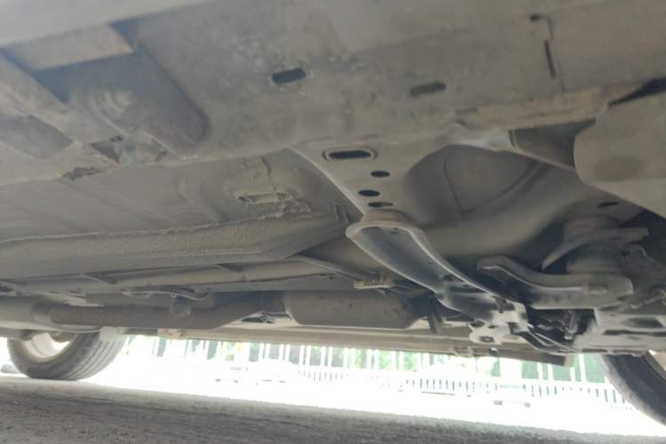 Used Ford Kuga 2013 1.6L GTDi 4x4 Elite Model Chassis Rear Right