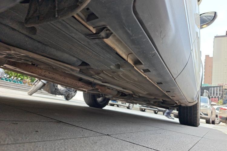 Used Ford Kuga 2013 2.0L GTDi Four-Wheel-Drive Sport Model Chassis Rear Right