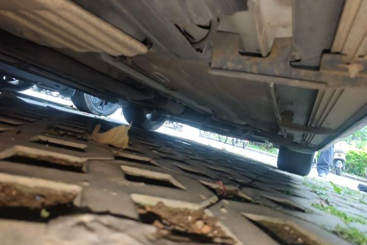 Used Ford Kuga 2013 2.0L GTDi Four-Wheel-Drive Elite Model Chassis Rear Right