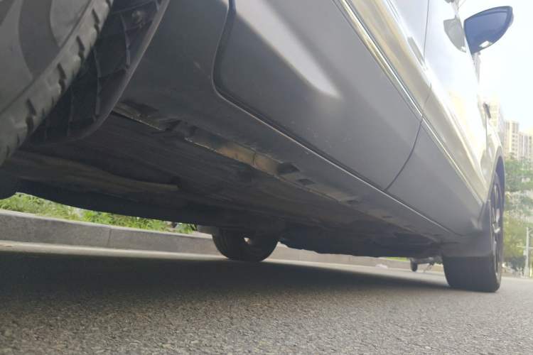 Used Ford Kuga 2013 2.0L GTDi Four-Wheel Drive Premium Model Chassis Rear Right