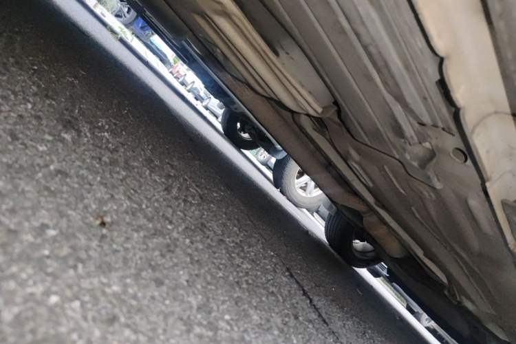 Used Ford Kuga 2013 1.6L GTDi Two-Wheel-Drive Comfort Model Chassis Rear Right