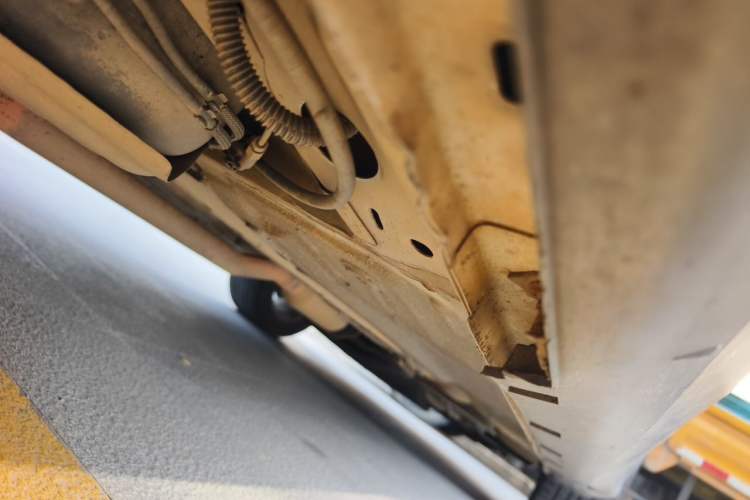 Used Ford Kuga 2013 1.6L GTDi Two-Wheel-Drive Trend Model Chassis Rear Right