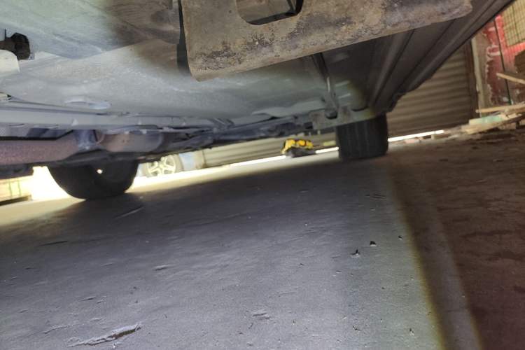 Used Ford Kuga 2013 2.0L GTDi Four-Wheel-Drive Sport Model Chassis Rear Right