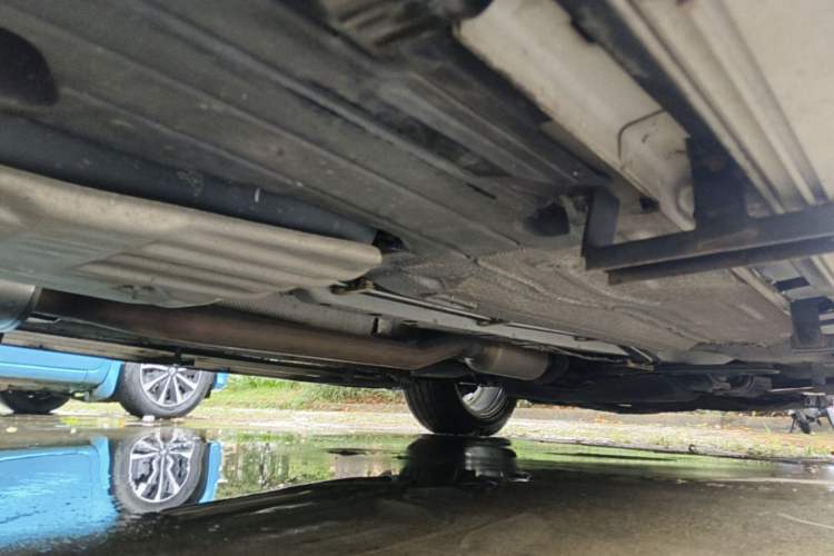 Used Ford Kuga 2013 1.6L GTDi Two-Wheel-Drive Comfort Model Chassis Rear Right