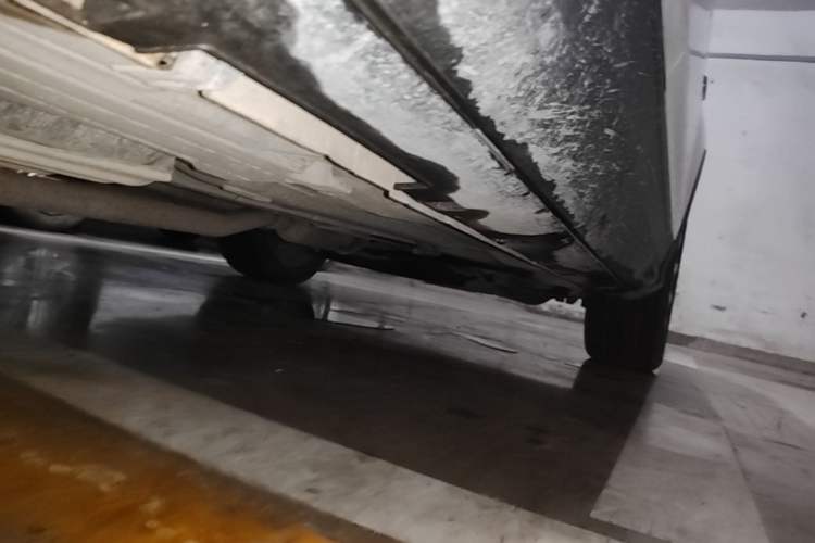 Used Ford Kuga 2013 1.6L GTDi Two-Wheel-Drive Trend Model Chassis Rear Right