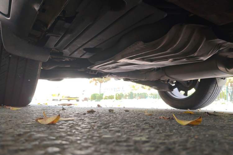 Used Ford Kuga 2013 2.0L GTDi Four-Wheel-Drive Sport Model Chassis Rear Right