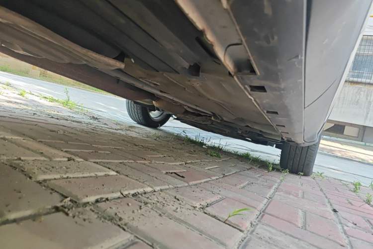 Used Ford Kuga 2013 1.6L GTDi Two-Wheel-Drive Trend Model Chassis Rear Right