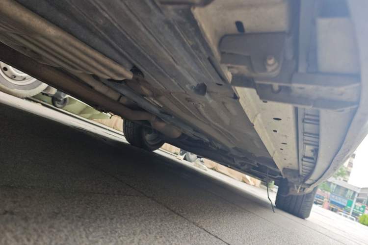 Used Ford Kuga 2013 1.6L GTDi Two-Wheel-Drive Comfort Model Chassis Rear Right