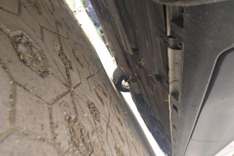 Used Ford Kuga 2013 1.6L GTDi Two-Wheel-Drive Trend Model Chassis Rear Right