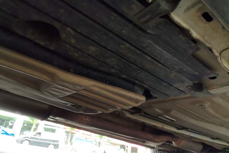 Used Ford Kuga 2013 1.6L GTDi Two-Wheel-Drive Trend Model Chassis Rear Right