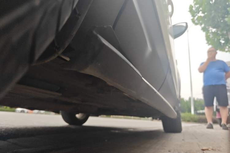 Used Ford Kuga 2013 1.6L GTDi Two-Wheel-Drive Trend Model Chassis Rear Right