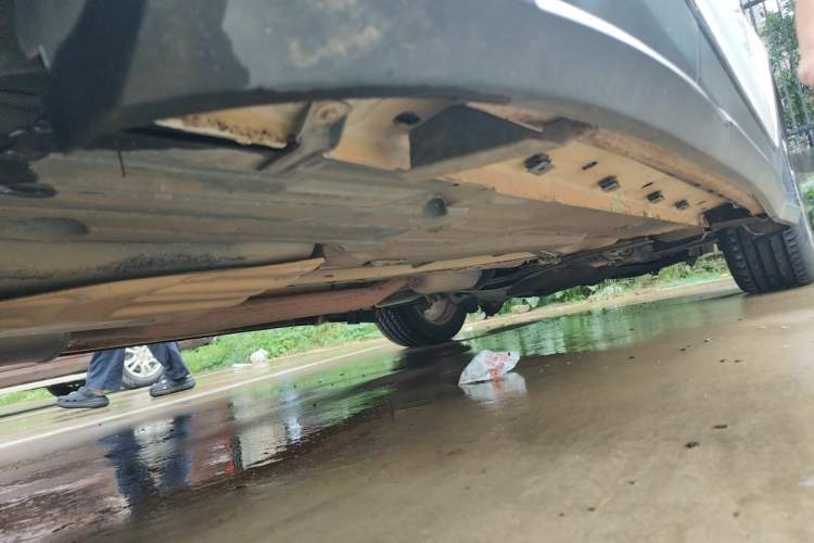 Used Ford Kuga 2013 1.6L GTDi Two-Wheel-Drive Comfort Model Chassis Rear Right