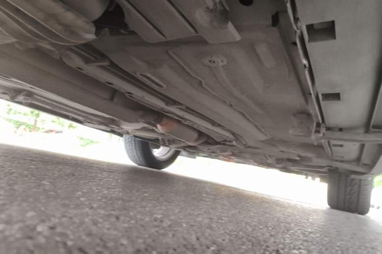 Used Ford Kuga 2013 1.6L GTDi Two-Wheel-Drive Comfort Model Chassis Rear Right